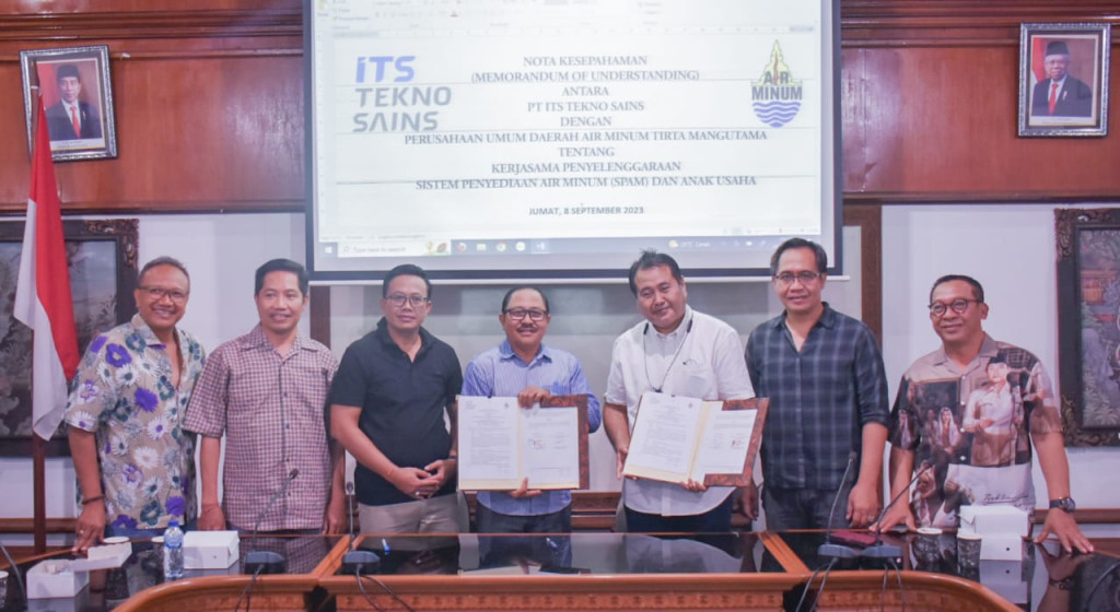 Penandatanganan MOU Antara PT. ITS Tekno Sains Dengan Perumda Air Minum Tirta Mangutama